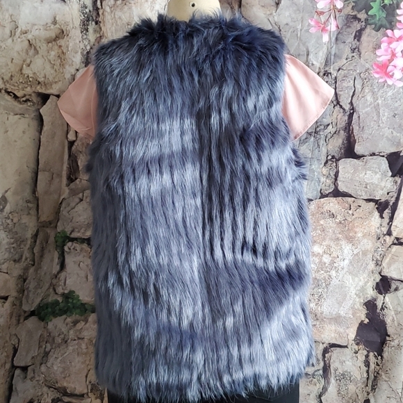 NWT Heartloom Faux -Fur Bardot Vest size XS - Picture 4 of 8